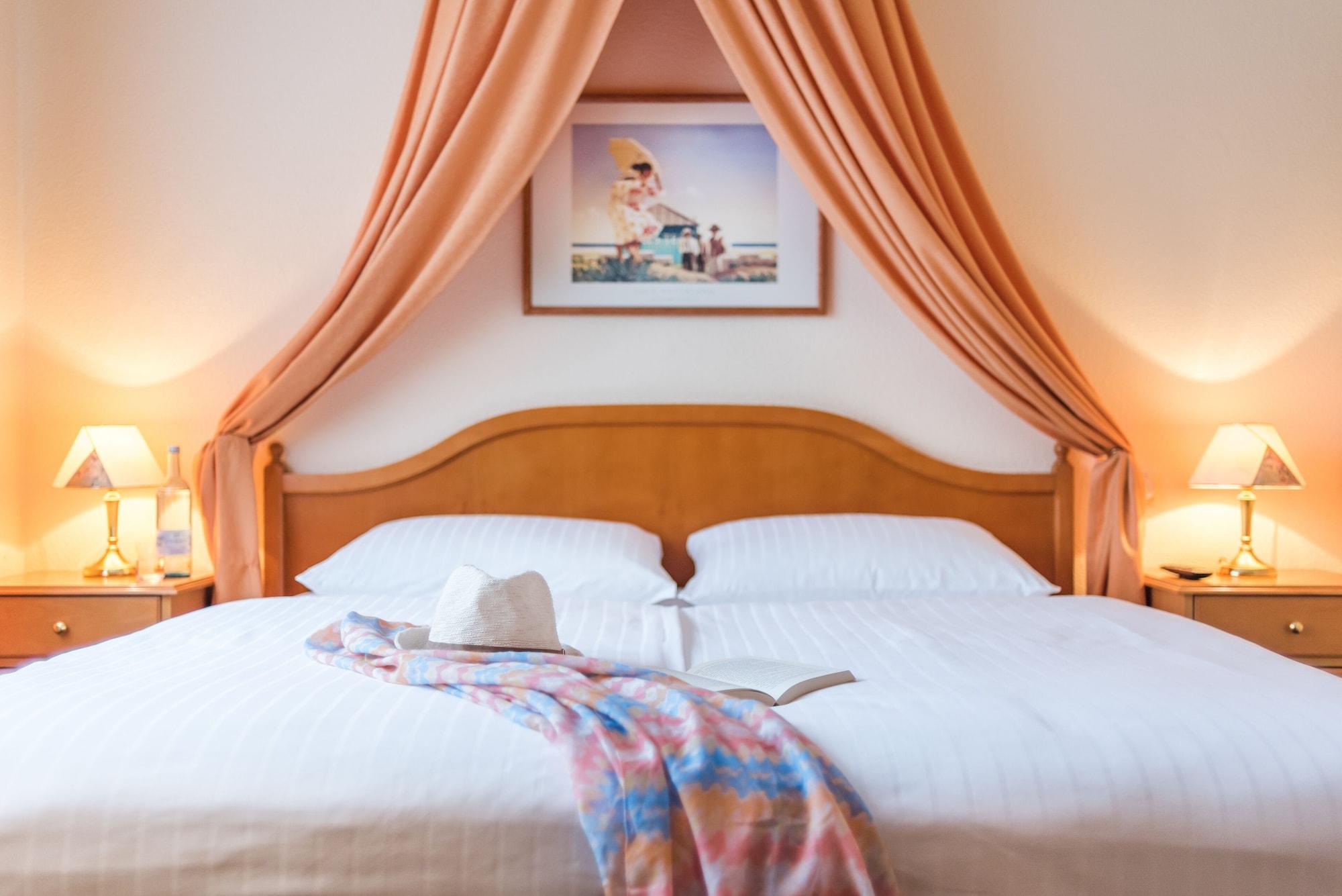 Trihotel Rostock - Wellnesshotel Adults Only エクステリア 写真