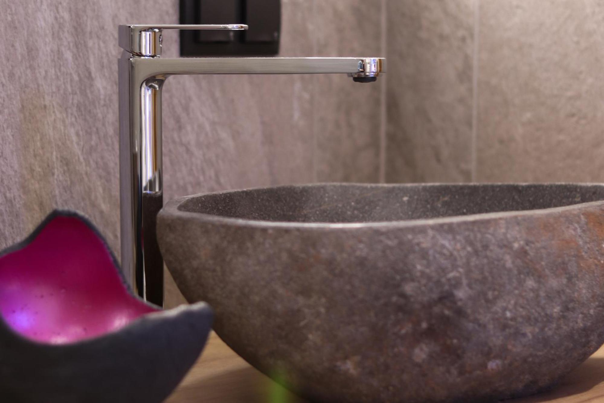 Trihotel Rostock - Wellnesshotel Adults Only エクステリア 写真